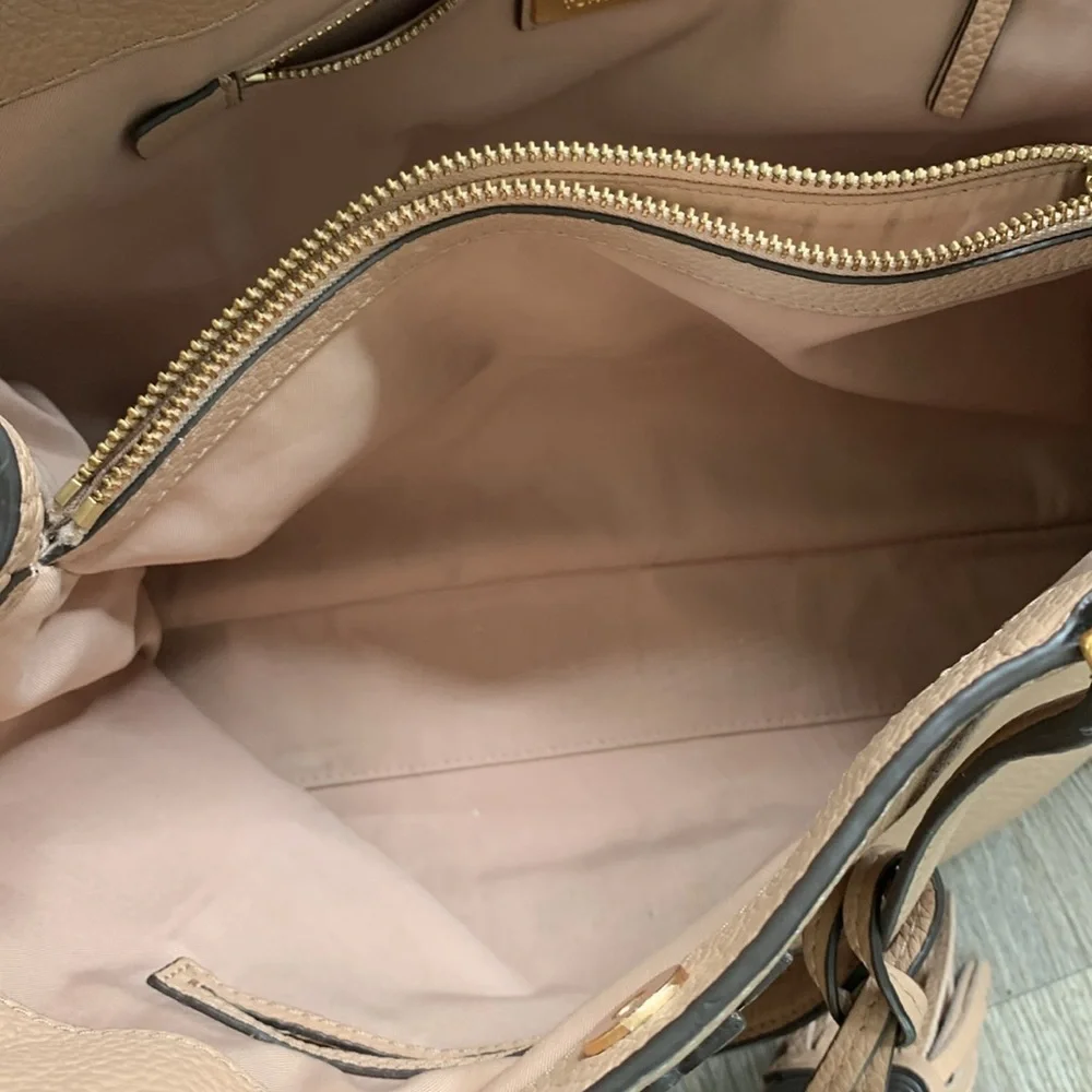 Tory Burch Tan Leather Purse - Picture 11 of 14